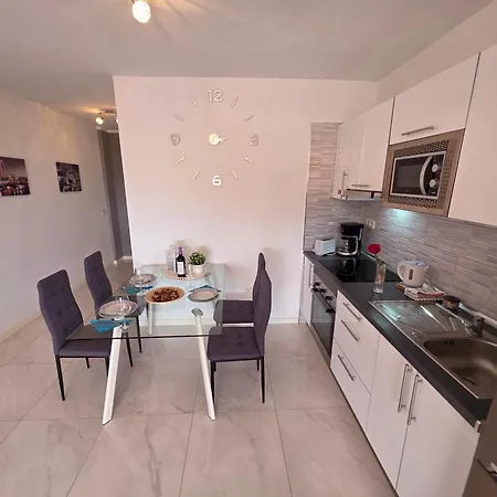 Lejlighed Ocean View With Breathtaking Sea View, Family Friendly, Terrace, Wifi, Sat-tv